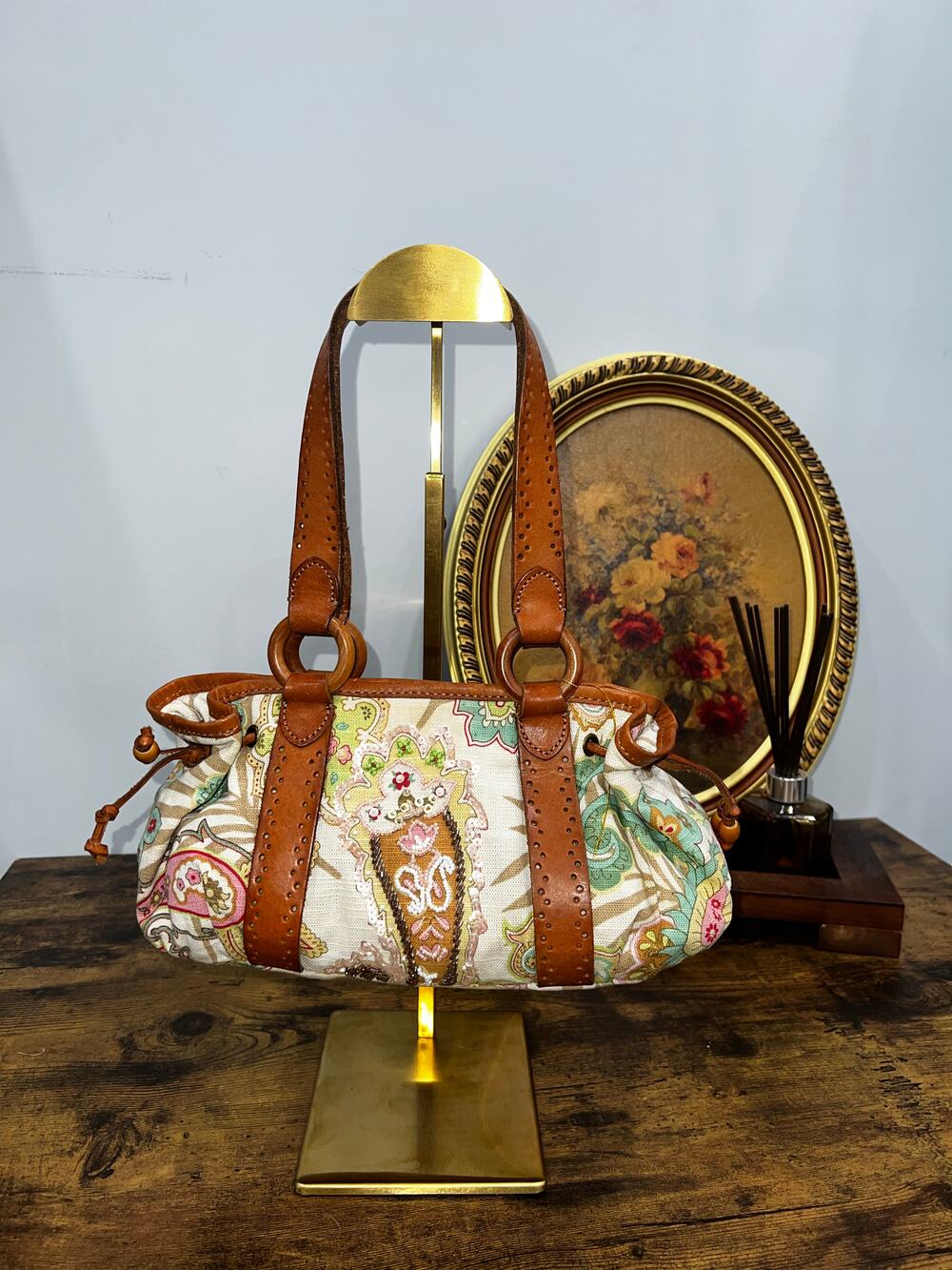 Cream Paisley Beaded Canvas & Brown Leather Drawstring Shoulder Bag with Wooden